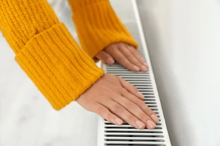Cold hands: signs everyone should know